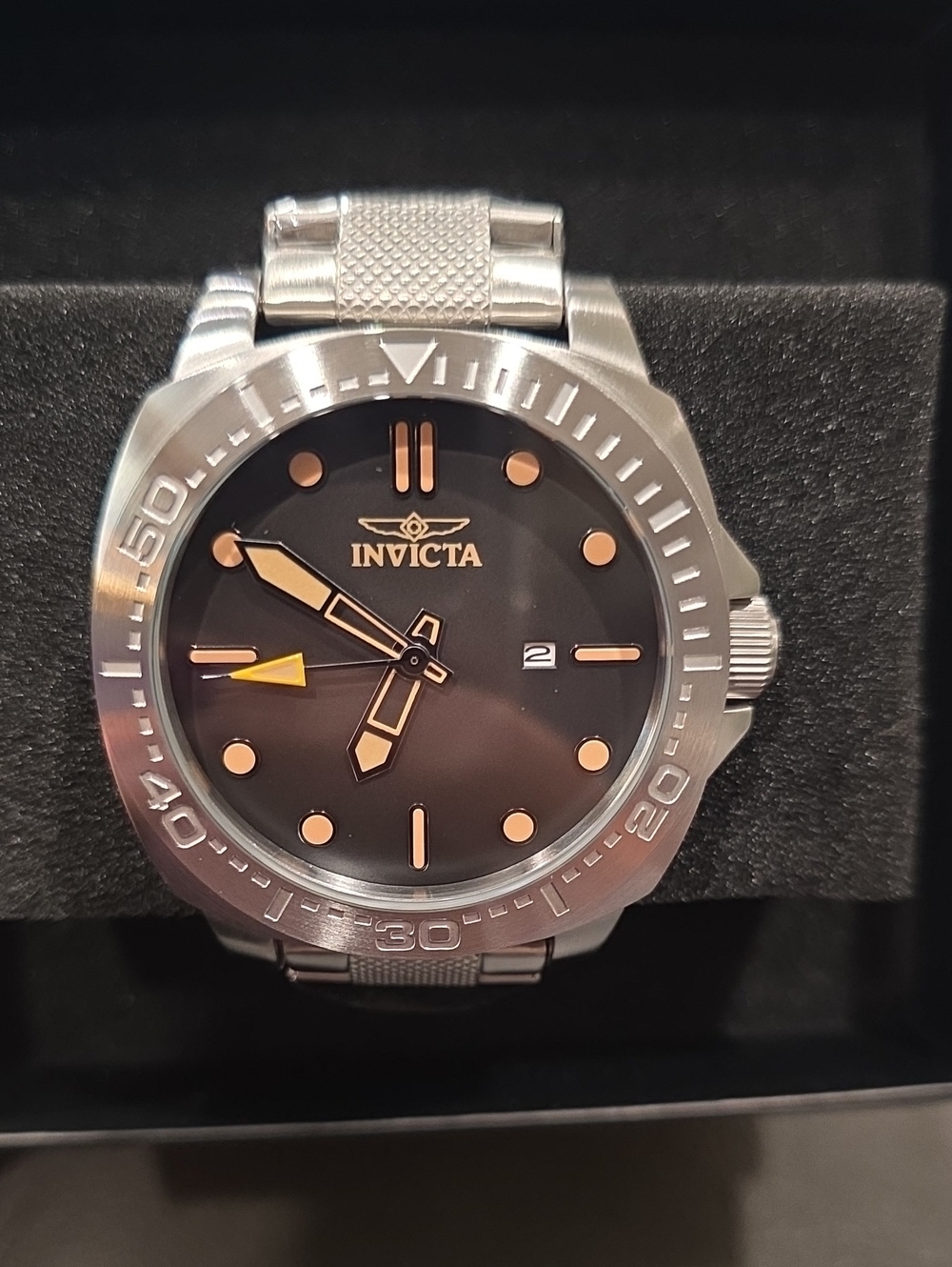 635. Invicta Speedway Model 49099 Men's Watch